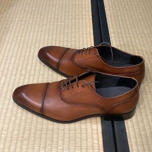 brown dress shoes - like new